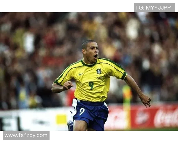 守卫是谁足球明星揭秘他们在场上的关键角色与影响力 守卫是谁足球明星揭秘他们在场上的关键角色与影响力