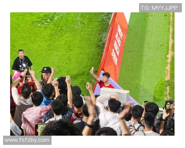 广州排球队耐力表现引发热议球迷对训练方式与比赛策略展开激烈讨论